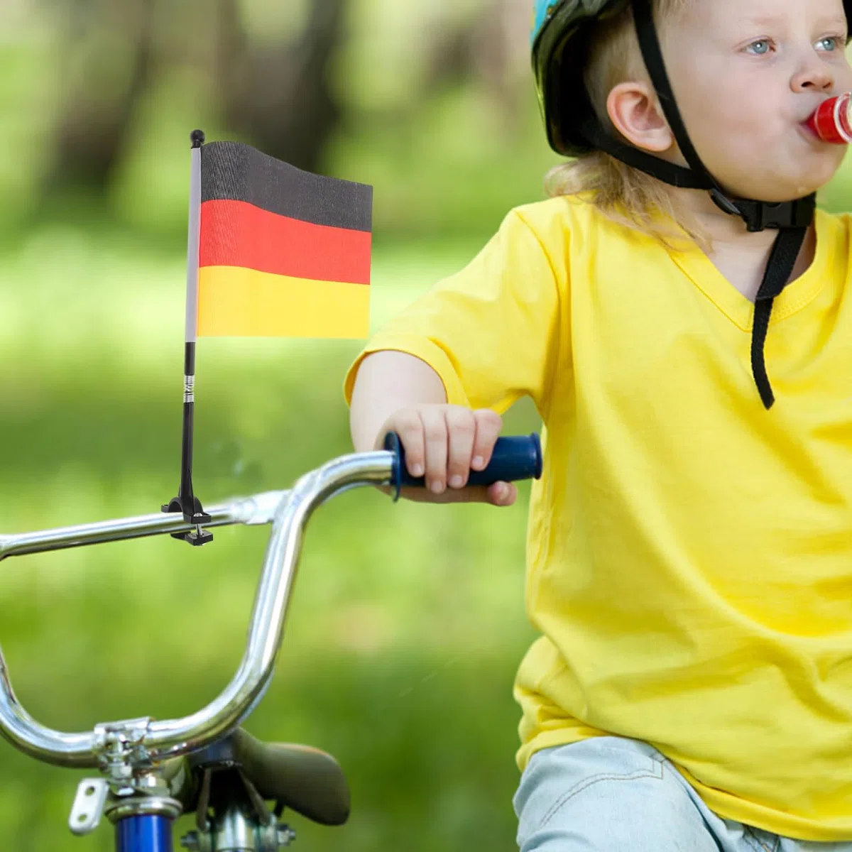 HANABASS 3 StüCk Fahrradfahnen Deutschland Mit Stab Fahrradflagge FüR Fahrradlenker Und Motorrad Sicherheitsflagge Einfache Montage Inklusive Mastclip Und Ersatzfahnen